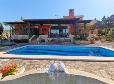 villa con piscina a Casarano