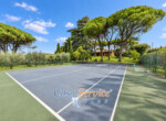 Villa con campo da tennis a Roma